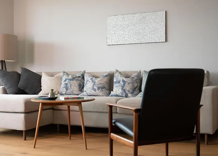 Wild Bird كراتيغين